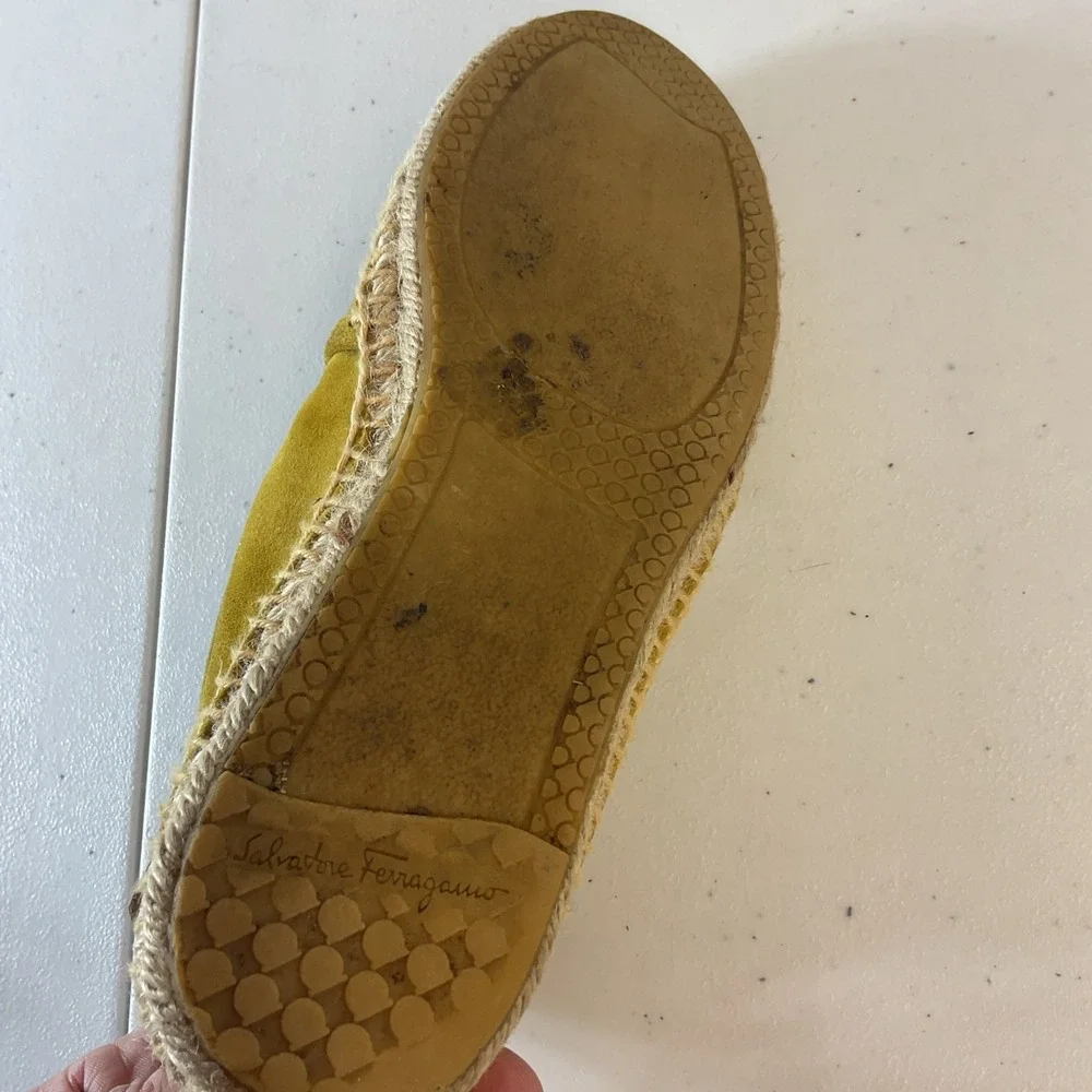 Ferragamo‎ Elodie Espadrille Suede Slip-On Flats Mustard Chartreuse Sz 7.5 Women